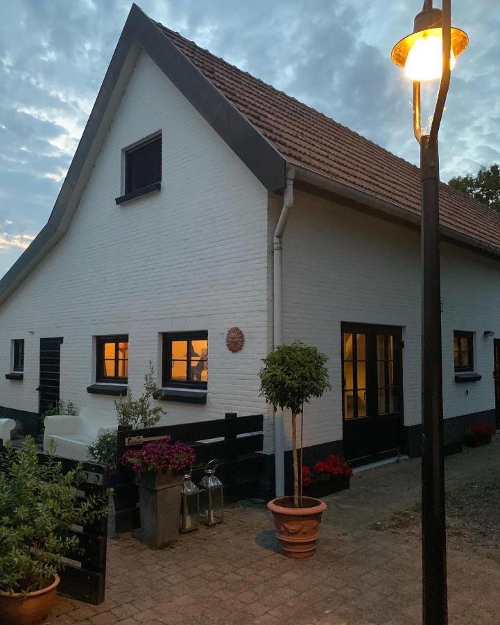 Atelier Onder De Notenboom Appeltern Exterior photo